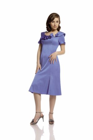 Официална светло синя дамска рокля с къс ръкав и плисирана яка