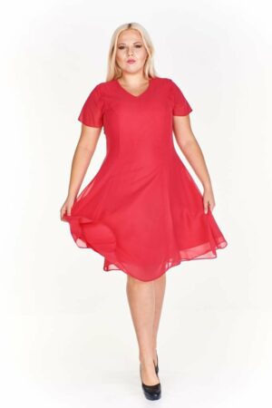 Малинено червена разкроена рокля от шифон с къс ръкав