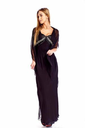 Дълга черна копринена рокля декорирана с мъниста