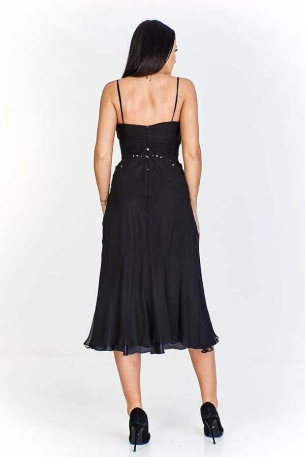 Черна копринена дамска рокля с тънки презрамки - декорация с мъниста