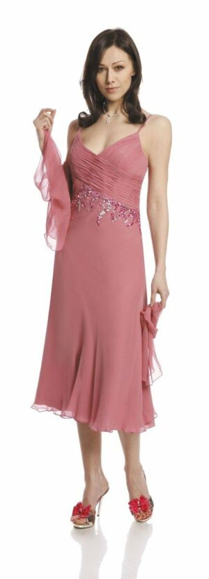 Розова копринена дамска рокля с тънки презрамки - декорация с мъниста