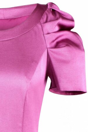 Сатенена  розова рокля с къс ръкав с набор