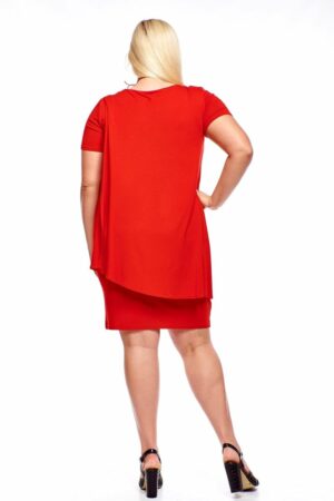 Червена макси рокля от трико с къс ръкав и колие