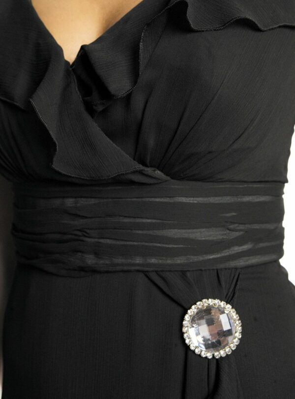Дълга черна официална рокля от шифон с къдрици