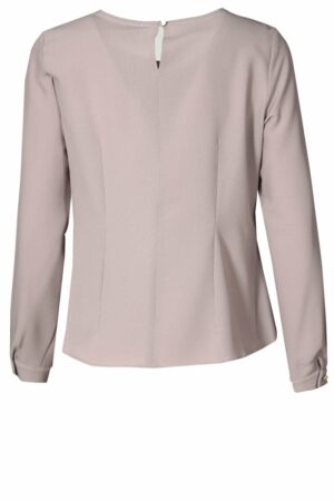 Ефирна бежова блуза с дълъг ръкав и метална плочка