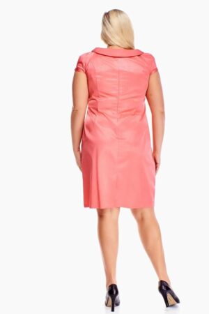 Коралово розова официална рокля с къс ръкав и обърната яка
