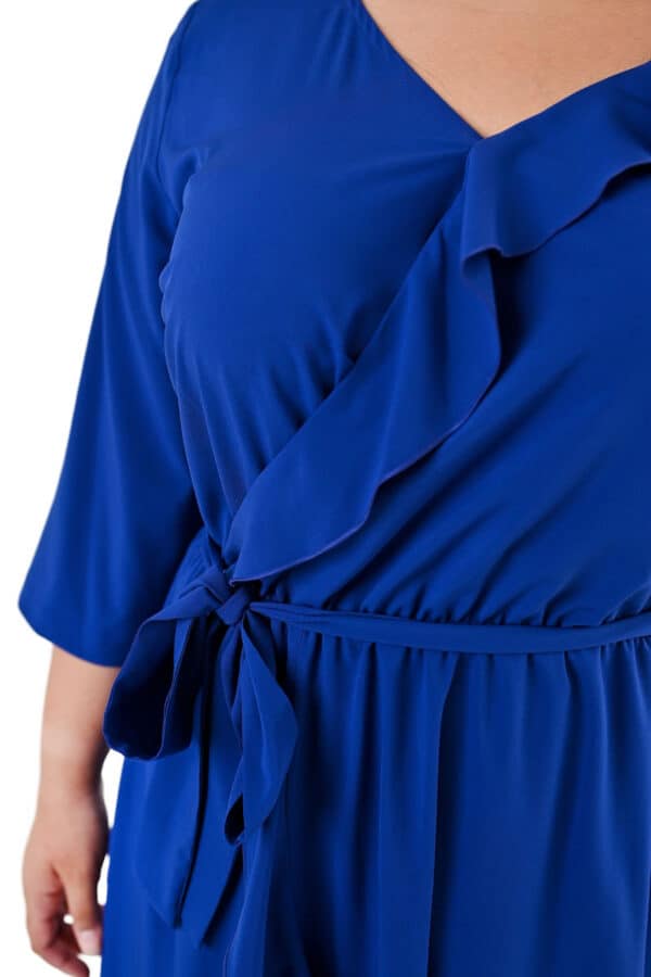 Наситено синя рокля с 3/4 ръкав и къдрици 1073