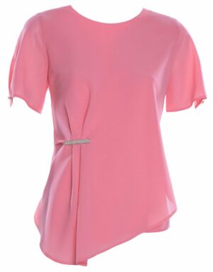 Ефирна коралово розова блуза с къс ръкав и метална плочка