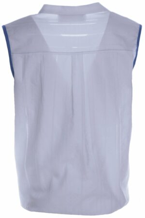Лека бяла дамска риза без ръкав със сини гарнитури и връзка - релефна материя