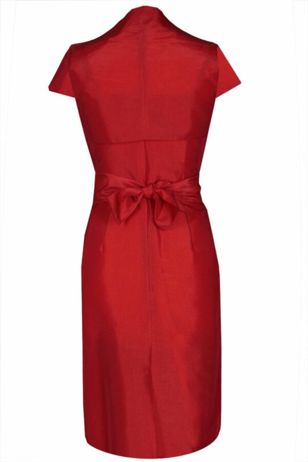 Вталена червена рокля с болеро от тафта