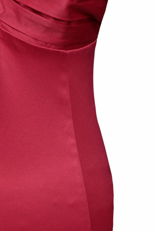 Официална сатенена рокля без ръкав цвят малинено червено