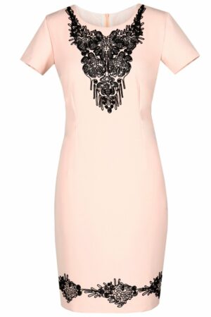 Официална макси рокля с къс ръкав и бродерия - розово