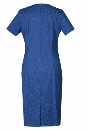 Синя лятна рокля с къс ръкав от релефна материя