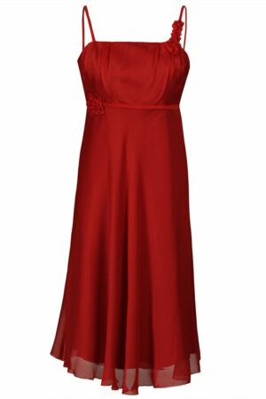 Разкроена червена рокля от шифон с тънки презрамки и декорация цветя