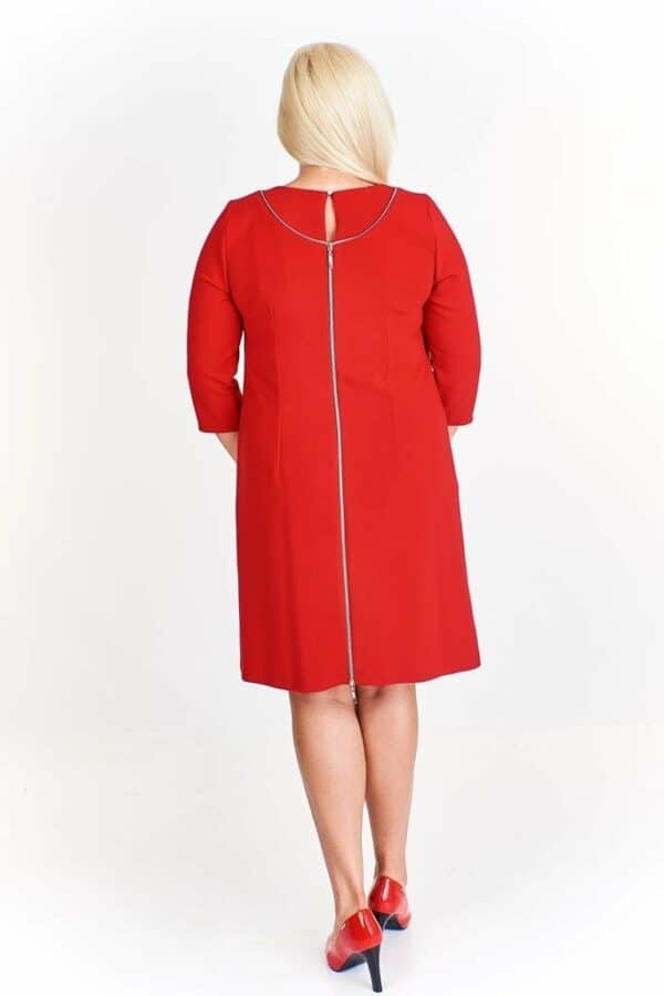 Червена рокля трапец с 3/4 ръкав и цип на гърба
