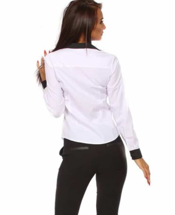 Бяла дамска риза с дълъг ръкав и черни гарнитури