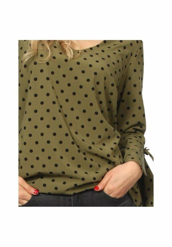 Блуза с дълъг ръкав с цепки - зелено на точки