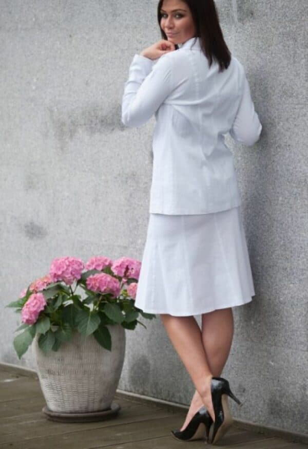 Дълго бяло памучно дамско сако