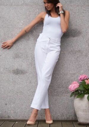 Дамски памучен бял панталон с дължина над глезена