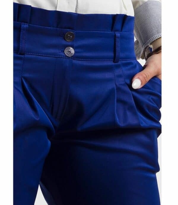 Наситено син дамски дълъг панталон с широк колан и плисета