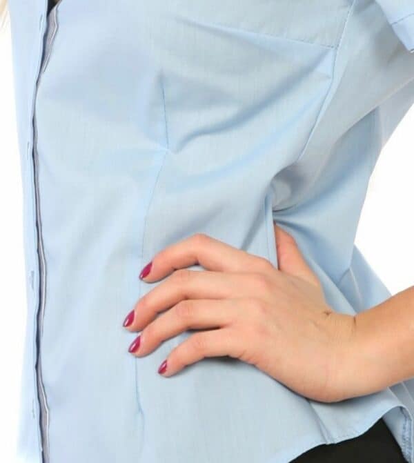 Небесно синя дамска риза с къс ръкав