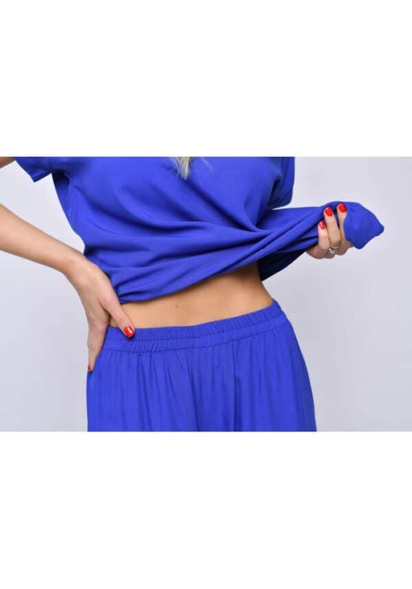 Ленен дамски комплект блуза и панталон наситено синьо