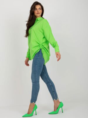 Светлозелена Oversize риза със закопчаване с копчета