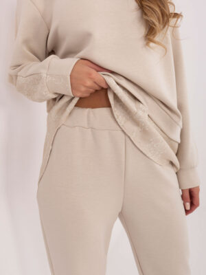Комплект oversize блуза с дантела и кристали-светло бежово Комплект oversize блуза с дантела и кристали-светло бежово