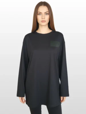 damska-cherna-bluza-cherna-emblema-kendall-kylie