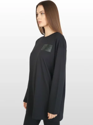 damska-cherna-bluza-cherna-emblema-kendall-kylie