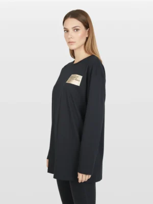 damska-cherna-bluza-zlatista-emblema-kendall-kylie