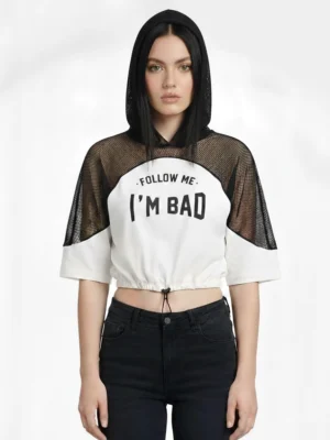 бяла-тениска-качулка-мрежа-im-bad-kendall-kylie