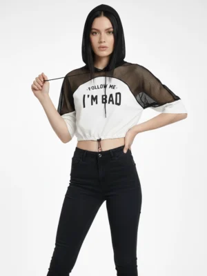 бяла-тениска-качулка-мрежа-im-bad-kendall-kylie